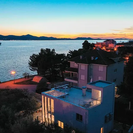 Karma 52 Villa Zadar